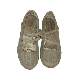 Skechers‎ Relaxed Fit Mary Jane Shoes 9 Beige Fabric Comfort Sole beach walkng
